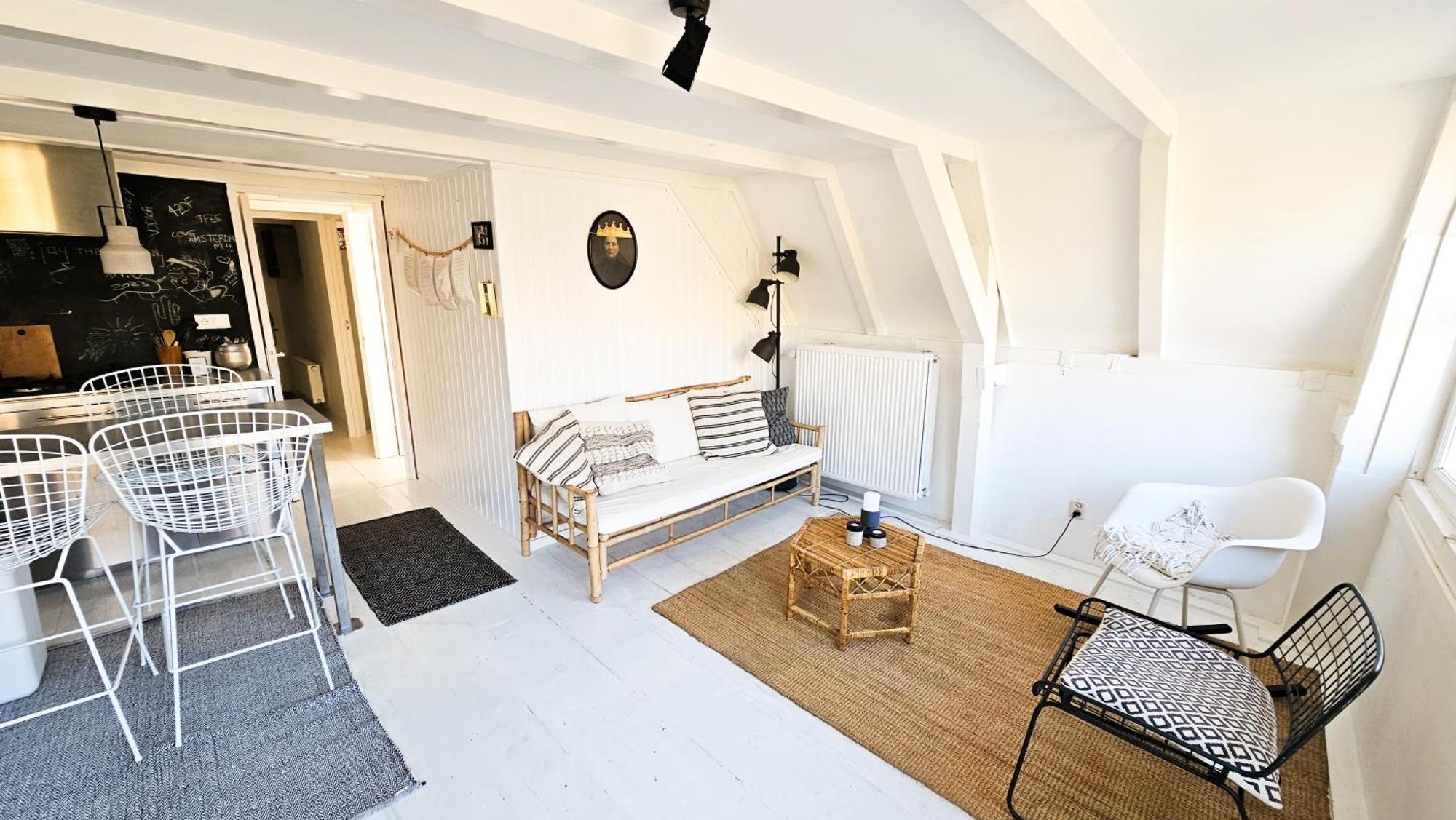 Two Bedroom Apartment In Historic Canalhouse From 1618 - City Centre Amesterdão Exterior foto